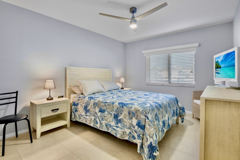 Sunset Royale 208 by Tropical Sands Accommodations