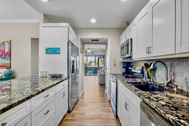 Harbor Towers Unit 128 by Tropical Sands Accommodations