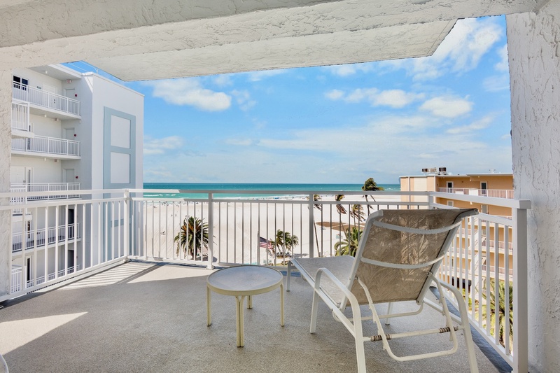 Jamaica Royale 606 by Tropical Sands Accommodations