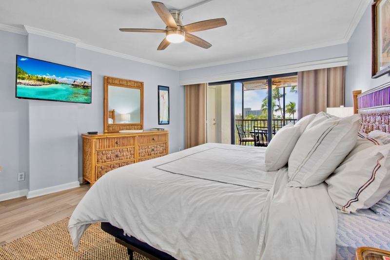 Primary Bedroom, King