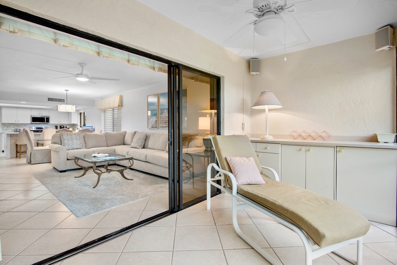 Midnight Cove II Unit 910 by Tropical Sands Accommodations