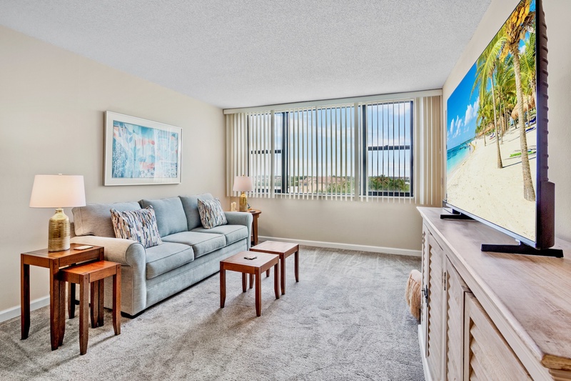 Harbor Towers Unit 501 by Tropical Sands Accommodations