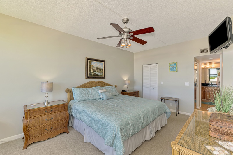 Primary Bedroom, King