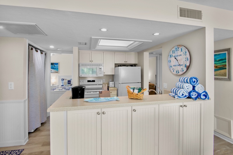 Midnight Cove II Unit 333 by Tropical Sands Accommodations