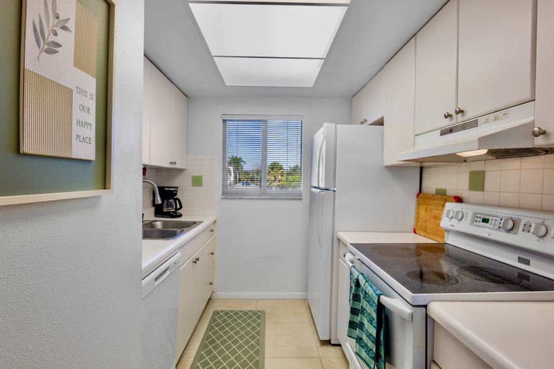 Sunset Royale 208 by Tropical Sands Accommodations