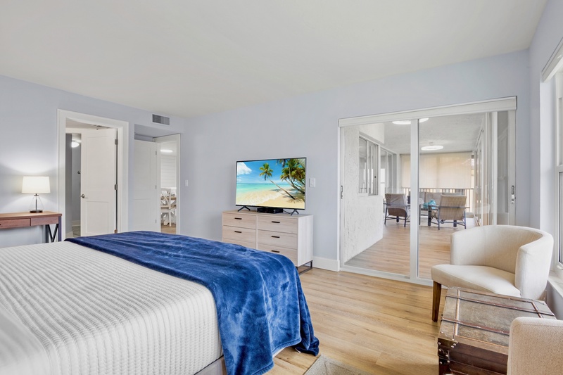 Primary Bedroom - King