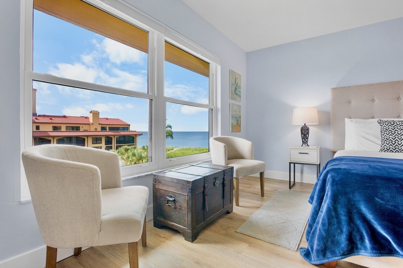 Primary Bedroom - King