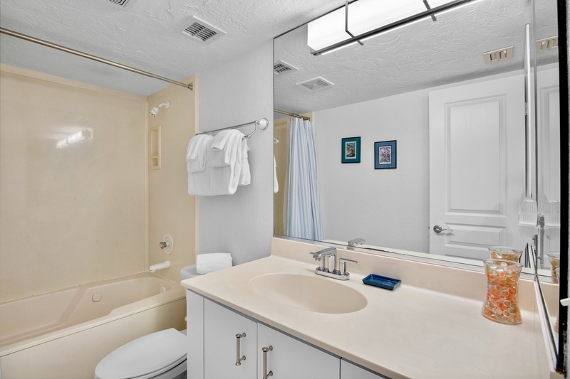 Midnight Cove II Unit 910 by Tropical Sands Accommodations