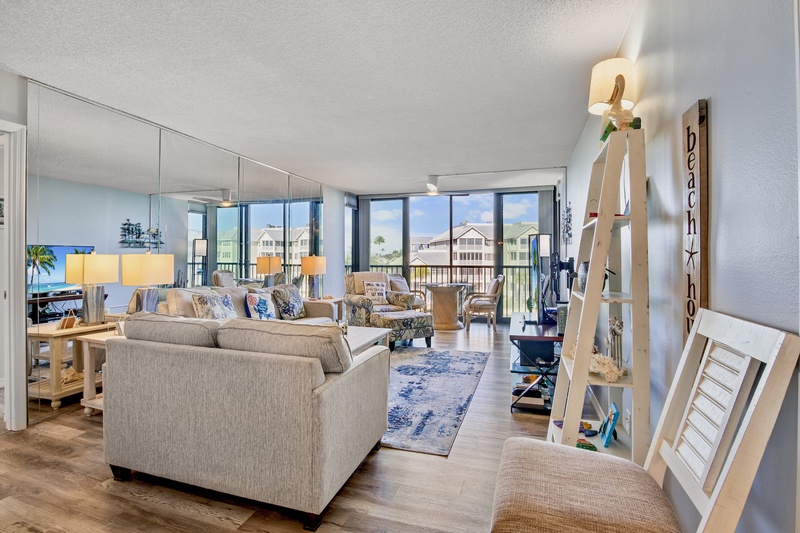 Harbor Towers 409 by Tropical Sands Accommodations