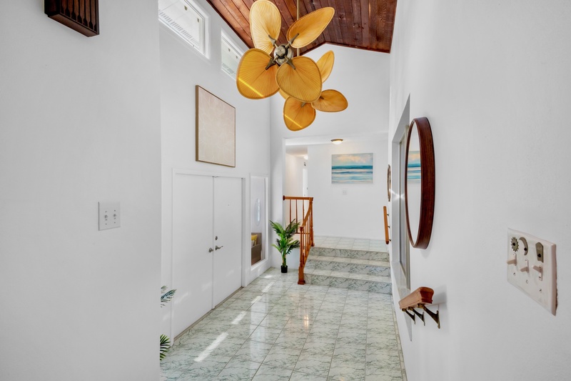 Hallway with Modern Decoration