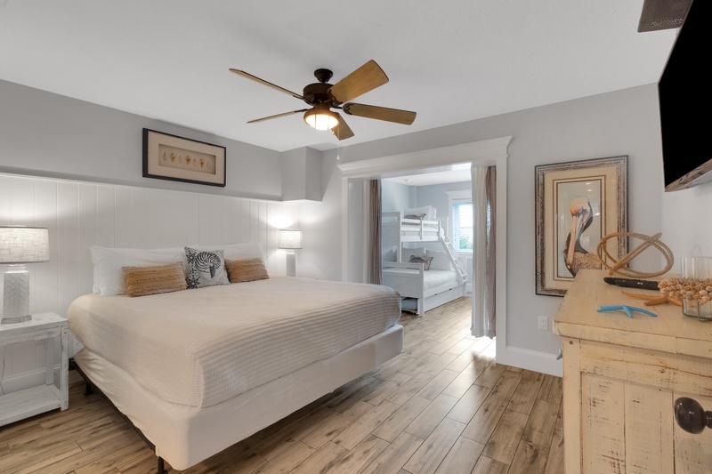 Third Bedroom, KIng