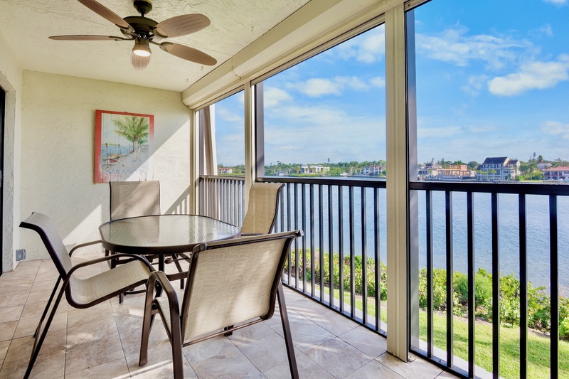 Midnight Cove II Unit 133 by Tropical Sands Accommodations