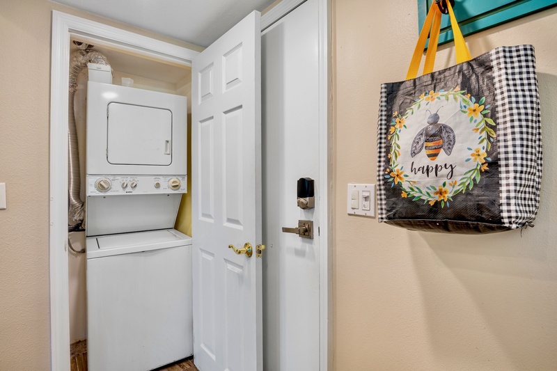 Harbor Towers Unit 128 by Tropical Sands Accommodations