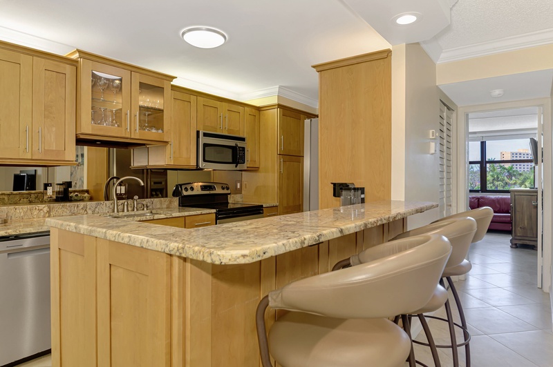 Harbor Towers 319- Tropical Sand Accommodations.