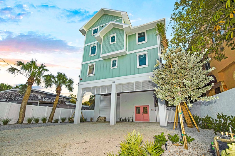 Exterior Parking and Entrance