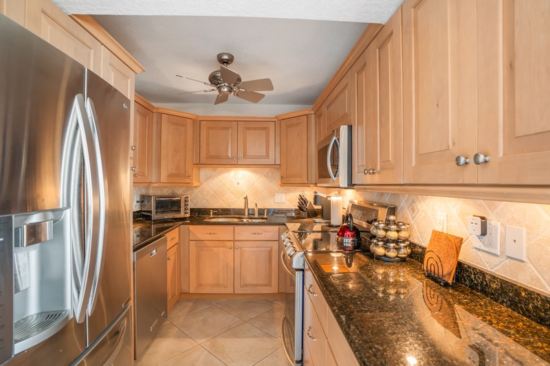 Harbor Towers Unit 330 by Tropical Sands Accommodations
