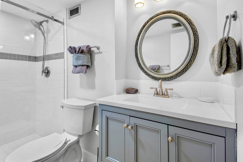 Primary Bathroom, Ensuite