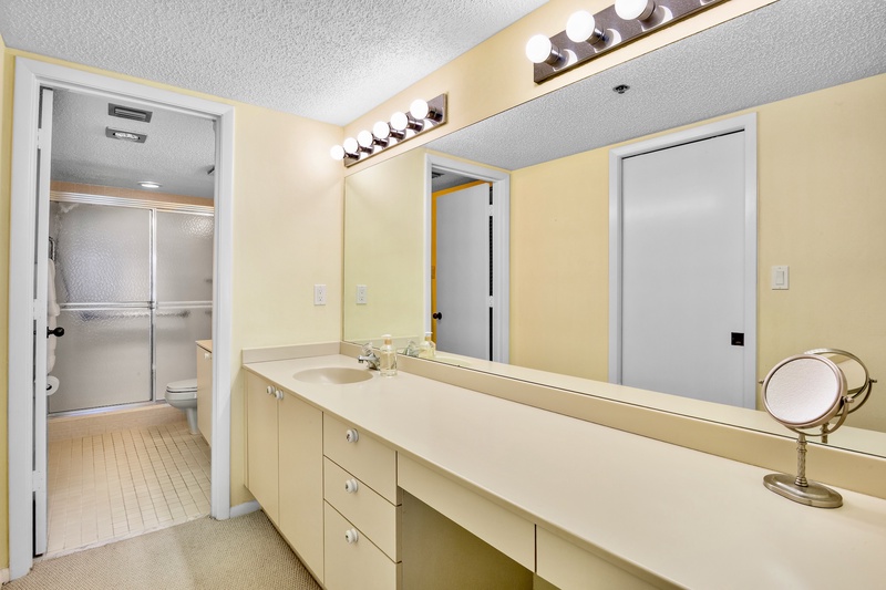 Primary Bedroom, Ensuite Bathroom