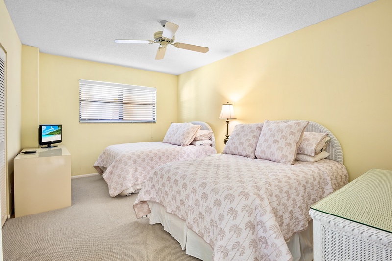 Second Bedroom, Two Full beds