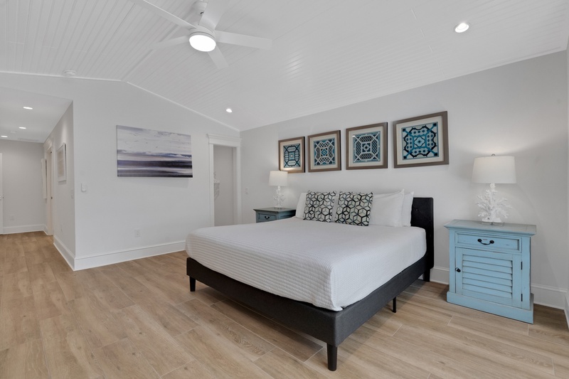 Primary Bedroom, King