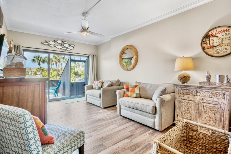 Harbor Towers Unit 128 by Tropical Sands Accommodations