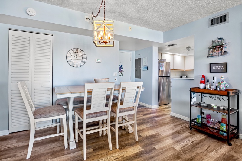 Harbor Towers 409 by Tropical Sands Accommodations