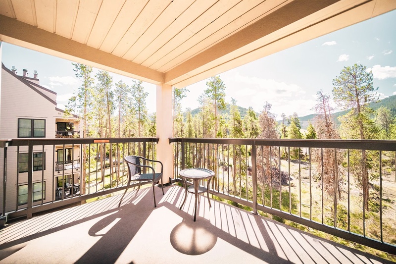 Private balcony with Keystone views #summer
