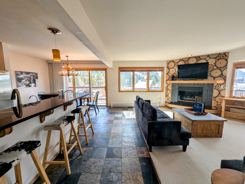 Cinnamon Ridge C114