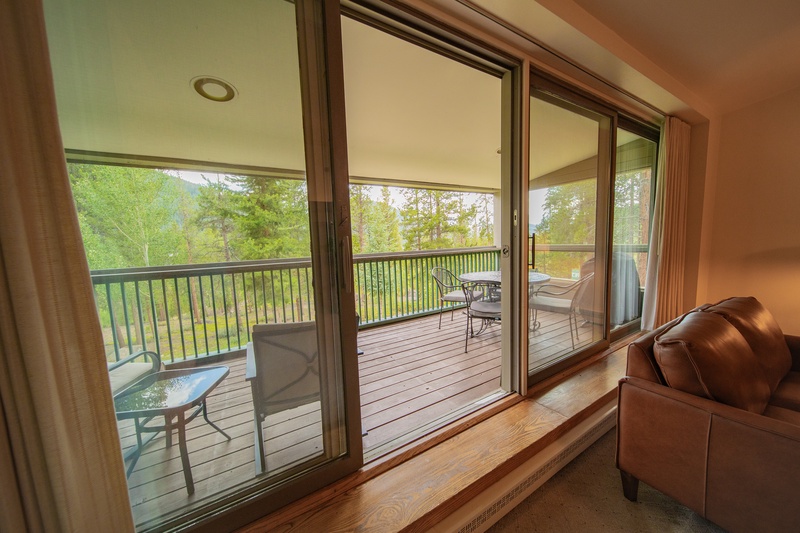 Sliding door to beautiful Colorado landscapes #summer