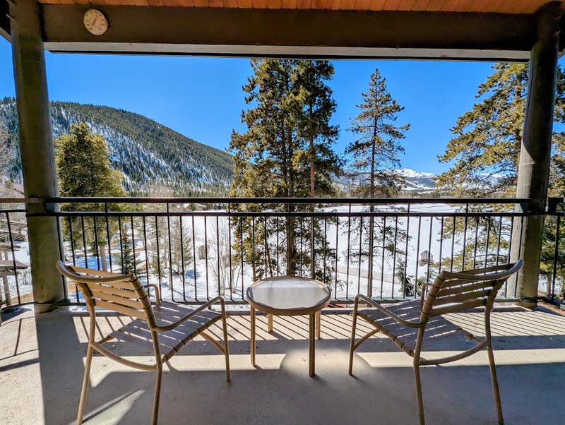 Private balcony overlooking the golf course #winter