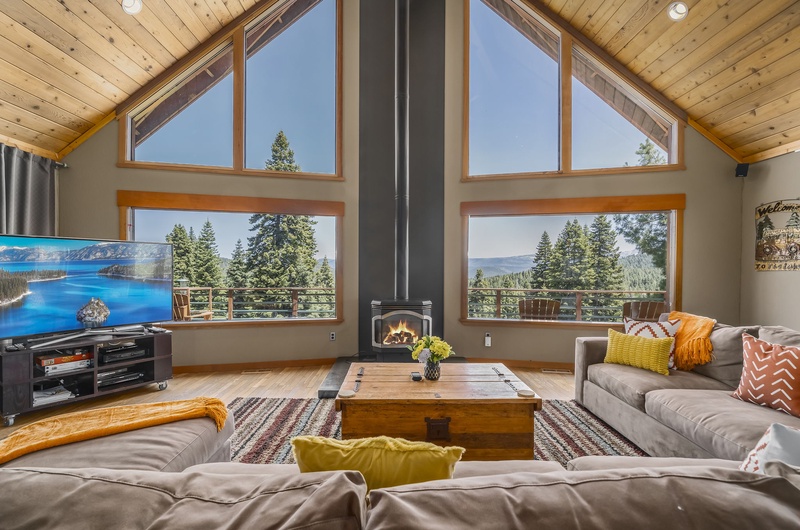 Falcon's Eye View Retreat