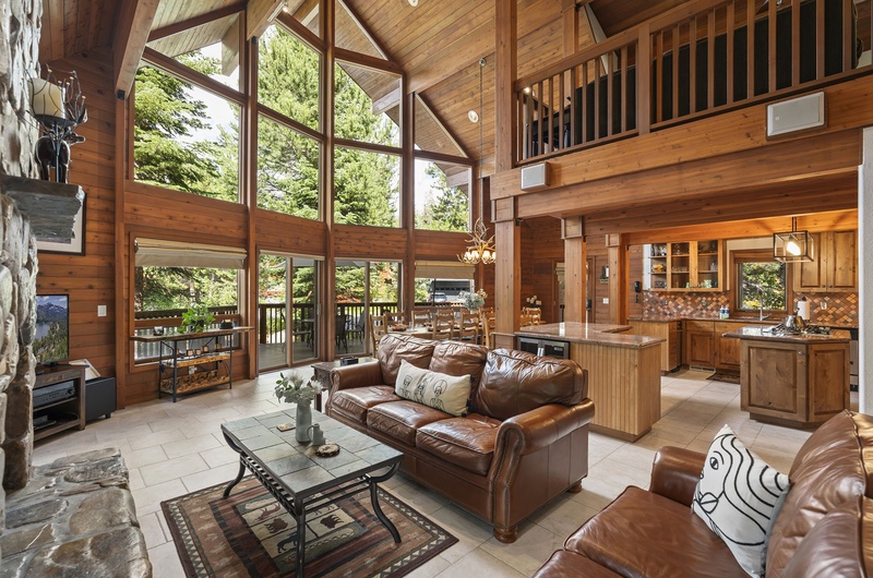 Donner Lake Vacation Lodge