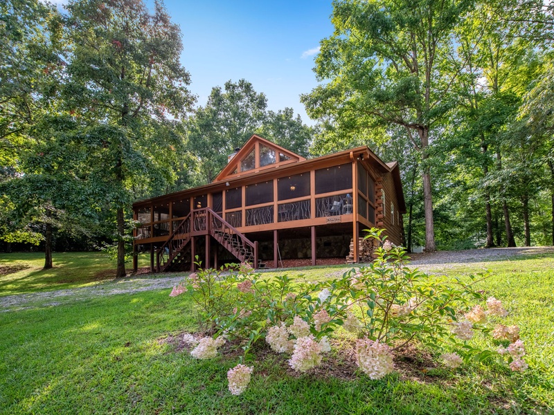 Featured Property The Loose Caboose