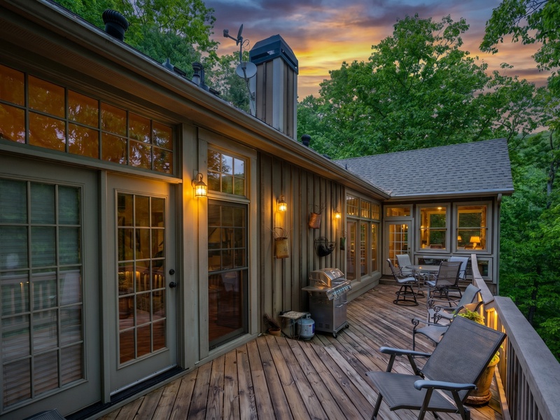 Featured Property Lake Escape