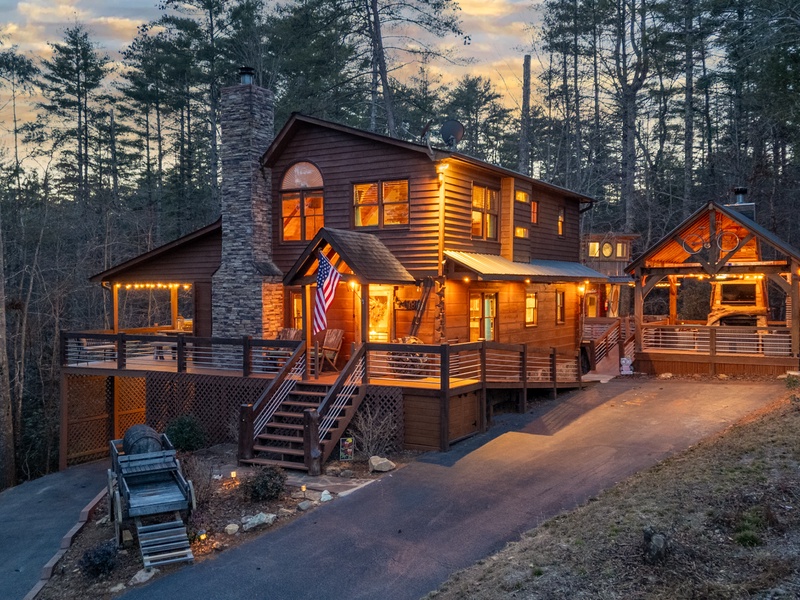 Featured Property Rustic Barrel