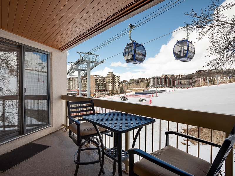 Sip your morning coffee on this private balcony overlooking ski slopes, gondolas, and snow-capped peaks—your front-row seat to mountain adventure and alpine charm.