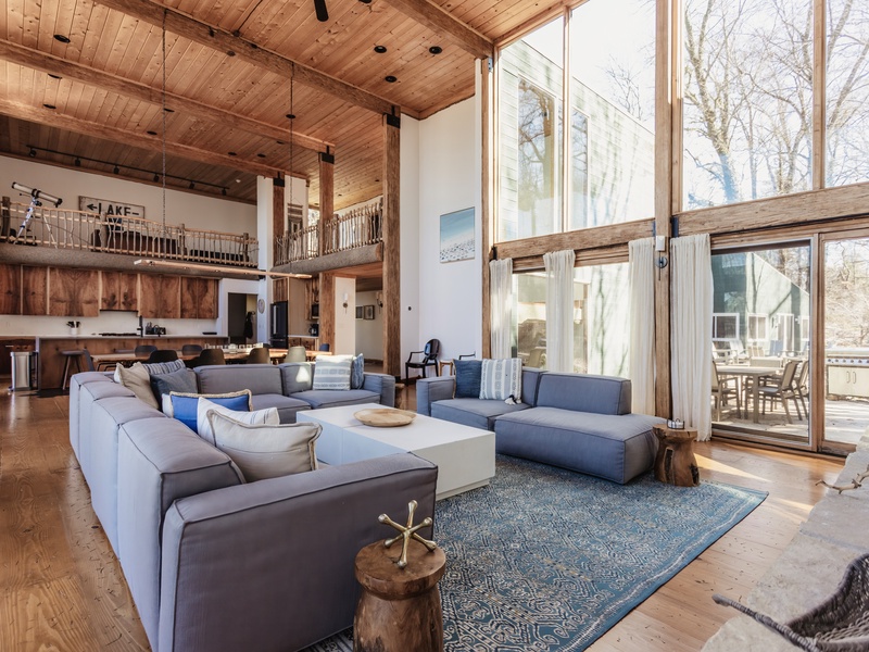 Featured Property Modern Living at Lake Michigan