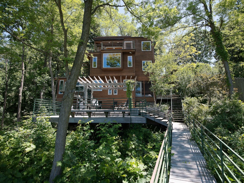 Featured Property Clear View on Lake Michigan