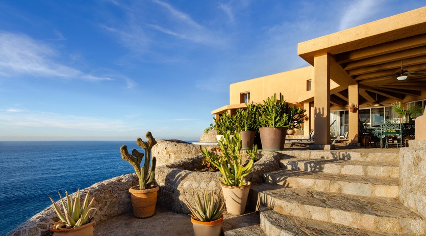 Side entrance with Oceanview