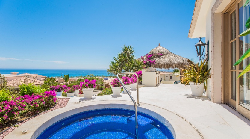 Jacuzzi for 8
