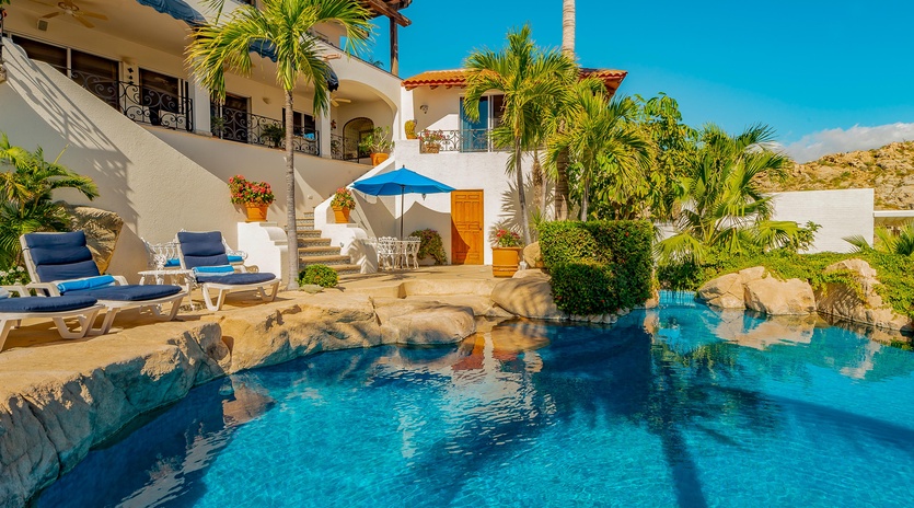 Patio with infinity edge pool
