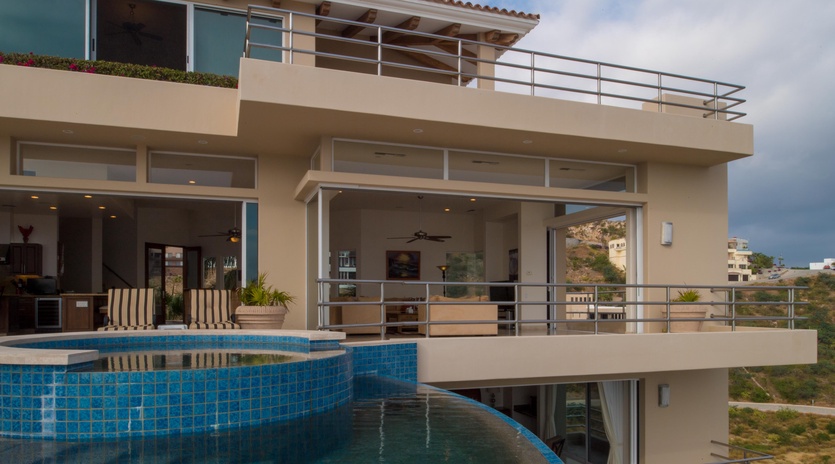 Pocket doors to pool deck