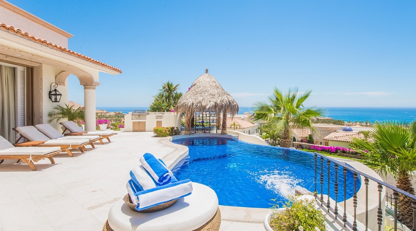 Beautiful patio with infinity pool and palapa-1