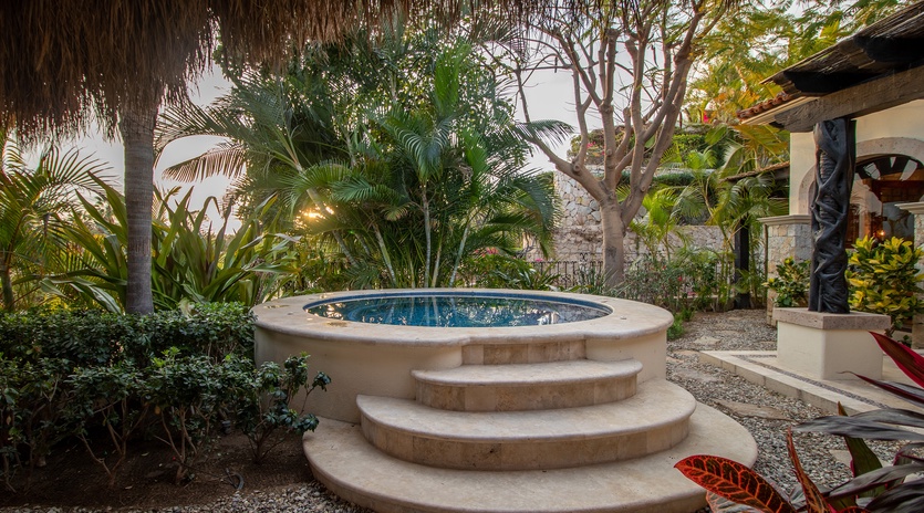 Relax in the jacuzzi