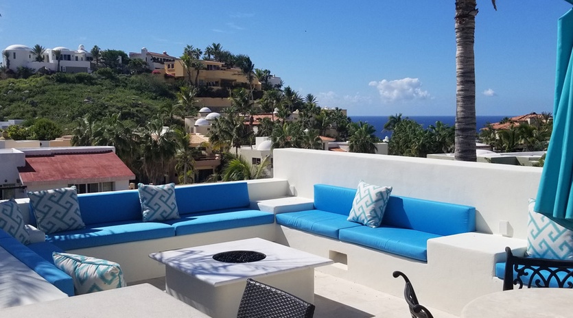 Rooftop deck with sitting area