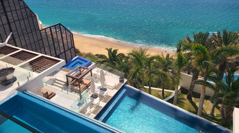 Exterior view of pools jacuzzi and ocean view