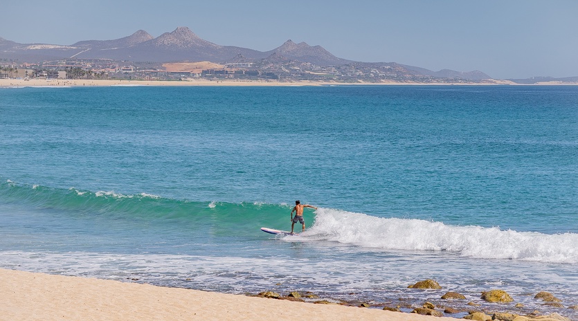 Villa Costa Azul overlooks world-famous surfing break of Zipper's