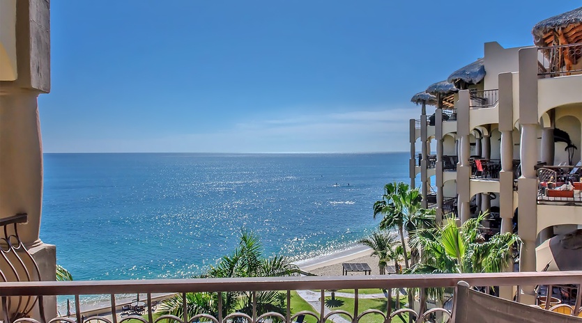 Incredible beachfront and ocean views