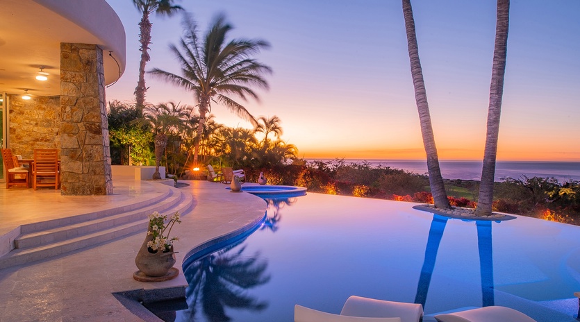 Infinity edge pool with amazing ocean views during sunset