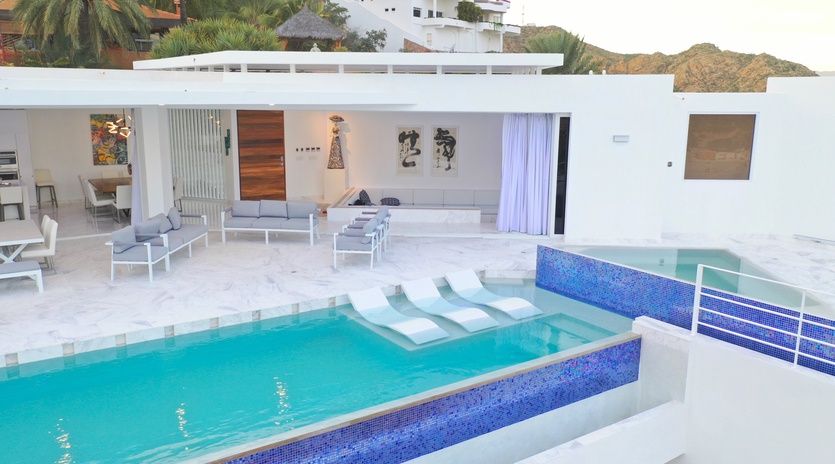 Pool terrace